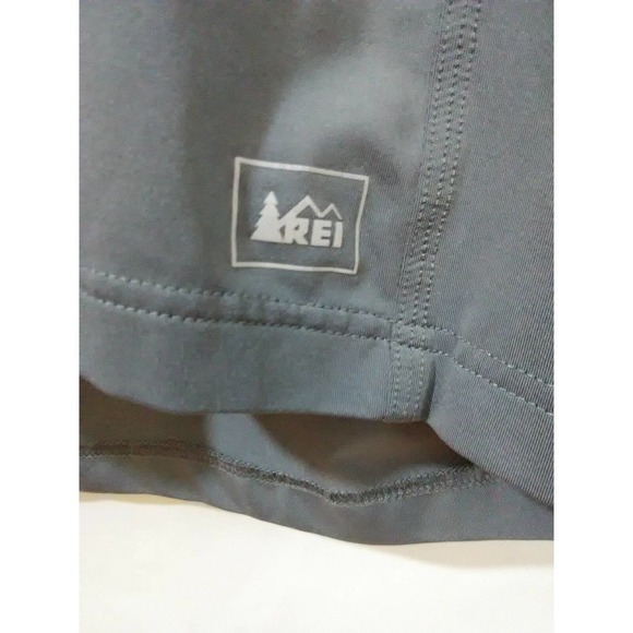 REI Gray Men's Athletic Running Workout Shirt Med - Picture 3 of 4